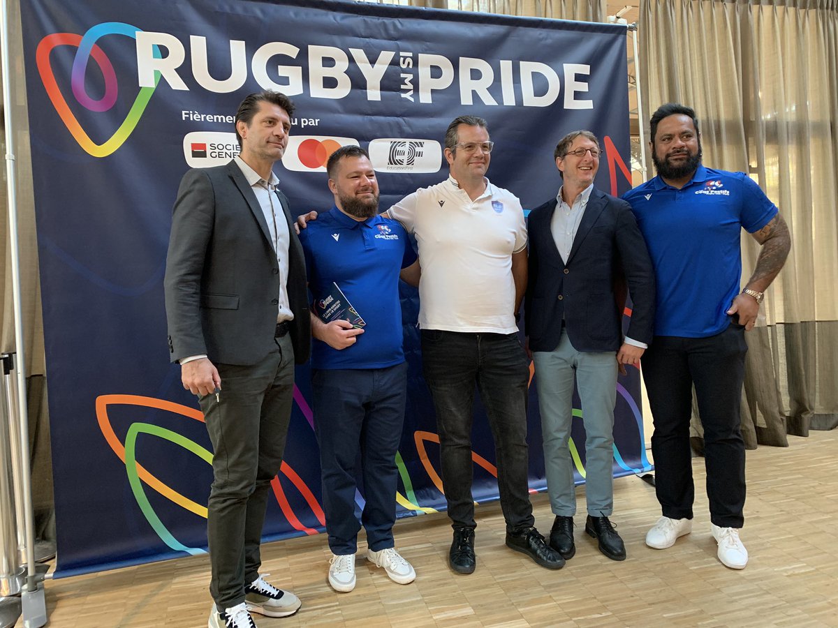 PierreRabadan's tweet photo. Les compétitions sportives mondiales comme la @rugbyworldcup sont l’occasion d’agir contre les discri &amp; LGBTphobies ds le sport, comme ce matin avec "Rugby is my pride" au @CarreauDuTemple organisé avec @rugbyworldcupfr @France2023 et le soutien de la ville de @Paris 🏳️‍🌈🏉🏟️ https://t.co/VM4DKdKasB
