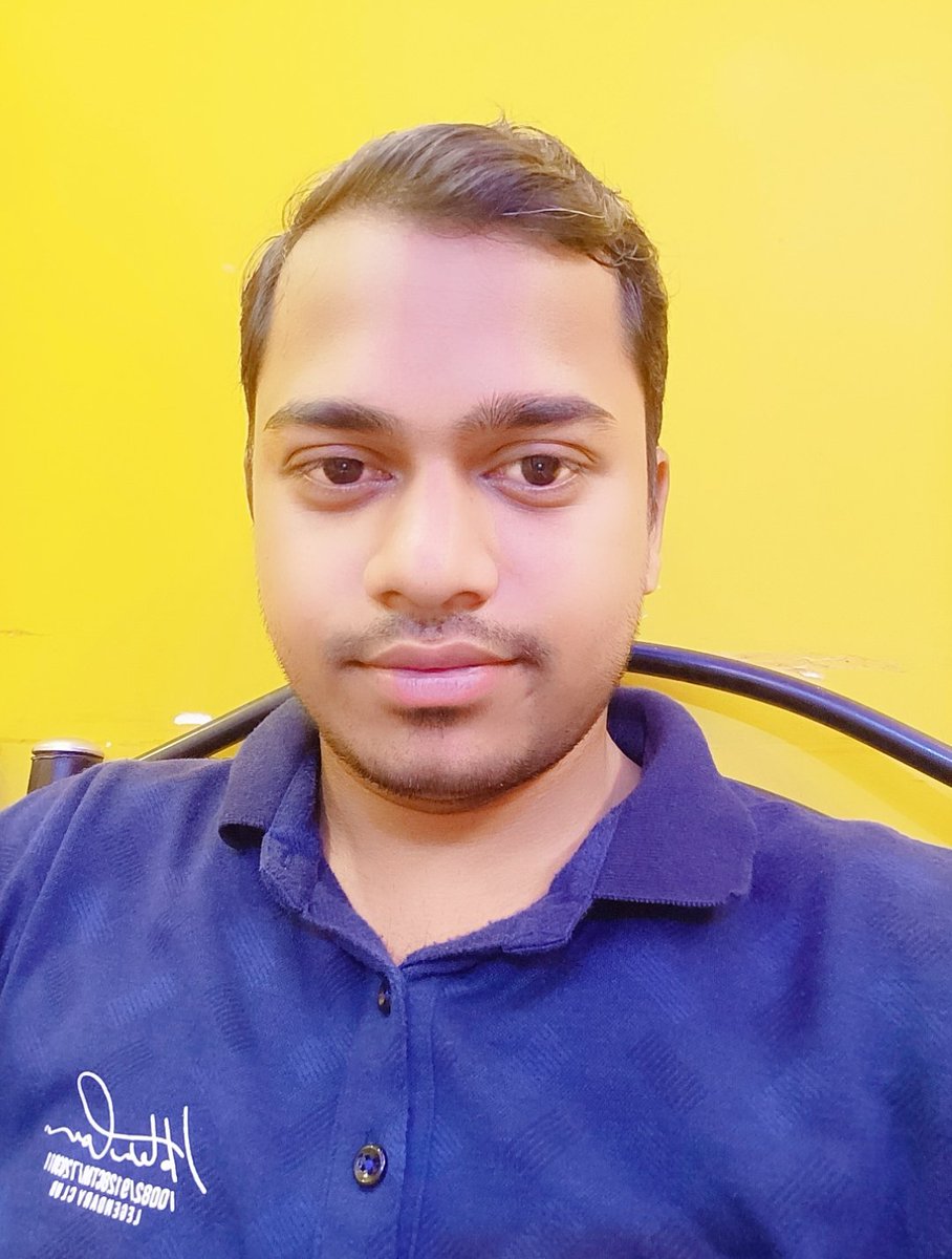 MahavirPr's tweet photo. एक मोदी जी है, पूरे देश से कर लेते है मन की बात
एक मैं हूं तुम से भी नहीं कर पता हूं...!! 🤭❣️ https://t.co/bnI0mHEiJ1