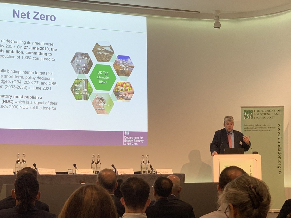 JohnCoggin's tweet photo. Chief Scientific Advisor for DESNZ, @psmonks emphasises the systems challenge of net zero: it requires a joint technical, social, and financial approach. @FoundSciTech #fstnetzero https://t.co/sp3aXn9LBQ