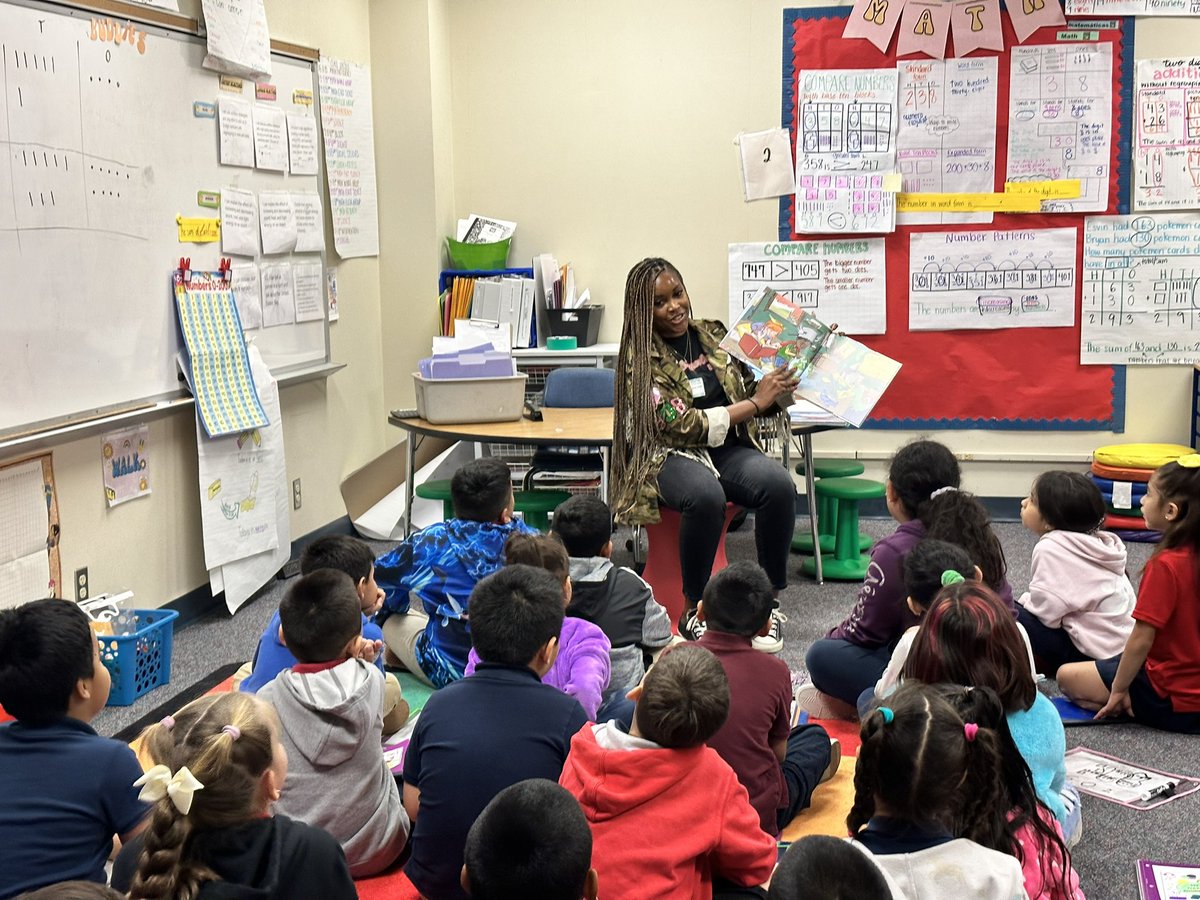 Best_Bulldogs's tweet photo. Alpha Kappa Alpha Sorority members sharing the love for reading at Best Elementary! 📚 Inspiring young minds with each story. Big thanks for visiting! Our students truly appreciated your presence! #WeAreAlief https://t.co/bCUOfjcKHP