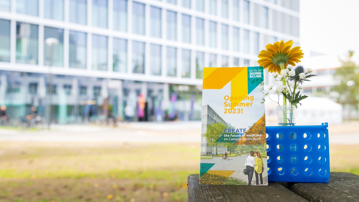 MDC_Berlin's tweet photo. Das Gründerzentrum #BerlinBioCube ist fertig! Wir freuen uns auf eine neue Heimat für #LifeSciences in #Berlin, junge #BioTech-Unternehmen und innovative #StartUps direkt neben dem #mdcBerlin am @campusbuch. @RegBerlin @SenWiEnBe @SenWGP @zukunftsorte @HealthCapitalBB @LeibnizFMP https://t.co/j7R82PNtSr