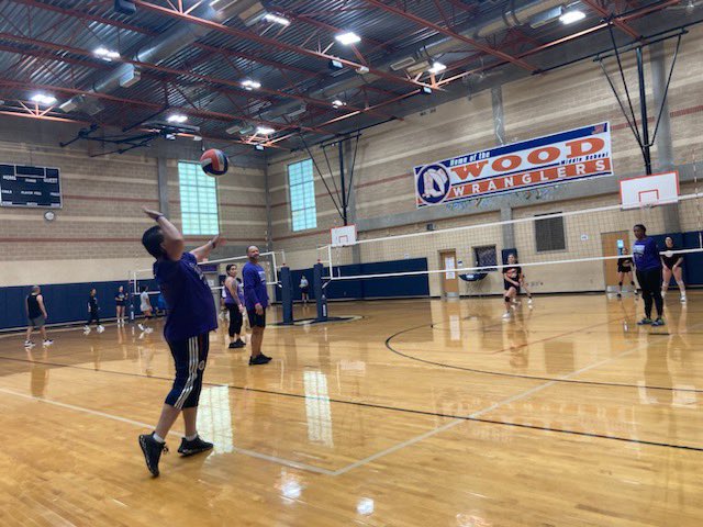 WoodMSWranglers's tweet photo. Our 1st ever 4x4 VB Tournament was a GREAT time! Congrats to our winners and thank you to everyone that participated!! Can’t wait to bring our community together again next year! #ProudCoachMoment 
#WranglerVolleyball #DontBeTheSameBEBETTER #WranglerNation https://t.co/GEkpfW8LSv
