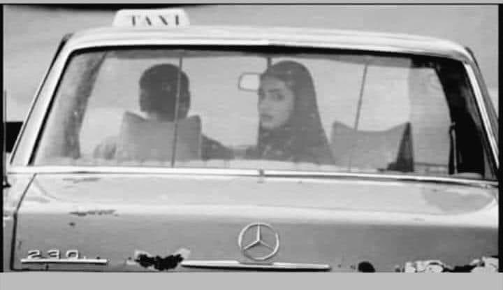 بيت شعر مناسب لـ صورة ؟