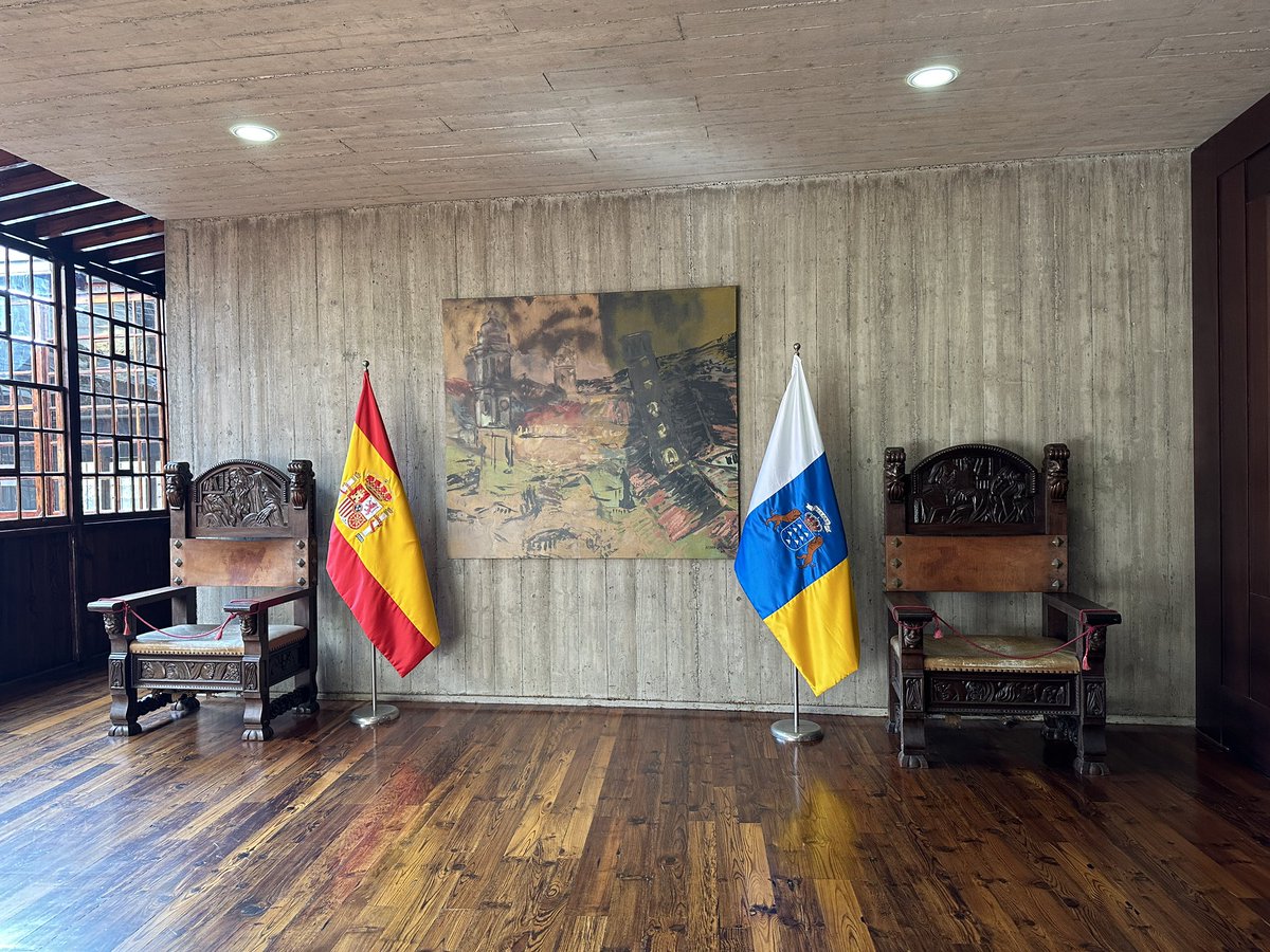 SulaBoxGames's tweet photo. Thrilled to explore the #CanaryIslands, a gem not only for tourism but also a hub engaging actively in global gaming collaborations! 🎮 A heartfelt thank you to the Spanish Embassy for the invite. Excited for the valuable exchange with talented Spanish developers! #GameDev 🌟 https://t.co/WB9ijXbkKR