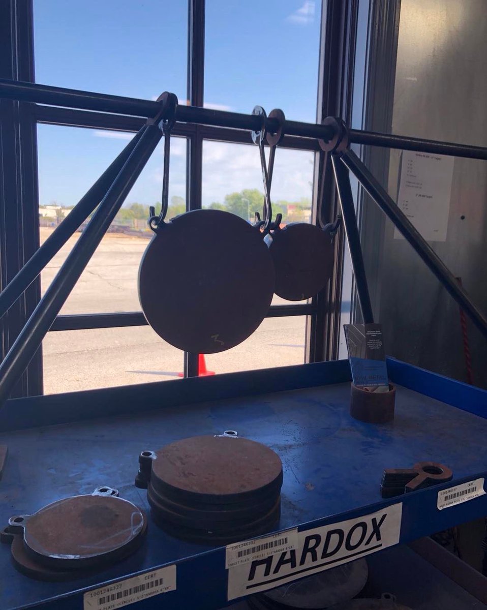 Accommodating both public and commercial customers, we invite you to come visit our retail store. Open to the public from 8:30 am to 4:30 pm, Monday through Friday, contact us at (913) 829-3000 for pricing, questions about steel and location.

💻 - royalmetal.com