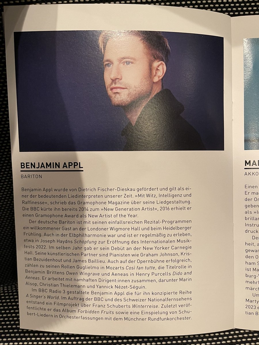 petraheinsohn's tweet photo. #Elbphilharmonie #Hamburg #Orgelkonzert mit #IvetaApkalna, #BenjaminAppl und #MartynasLevickis
Ich freue mich riesig drauf!!!!
@elbphilharmonie https://t.co/QNgtHejCdR