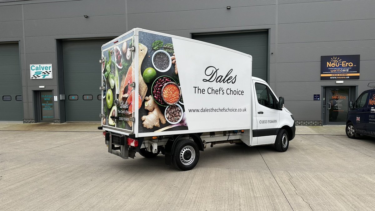 JSGraphixx's tweet image. The long hours do make it worthwhile 👌 Here is @dalesthechefschoice #boxvan with a #fresh #partwrap ✅💯🇬🇧👌💪