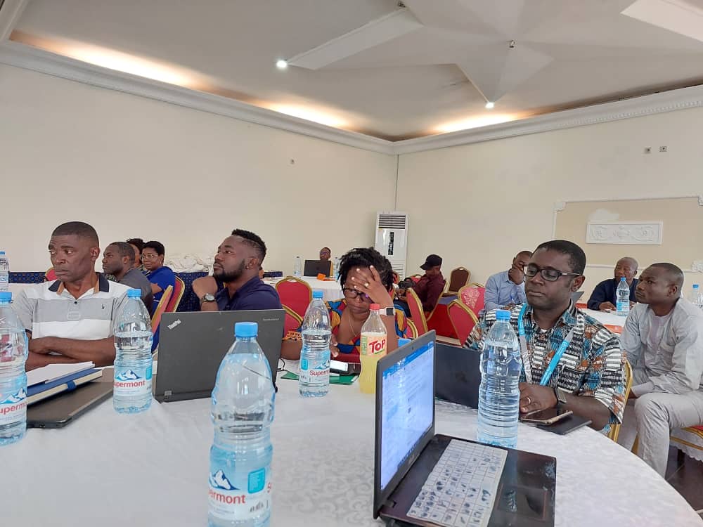 whocmr's tweet photo. Lancement ce jour à #Mbalmayo de l'initiative HOSPITAL SOLUTION HUB (HSH), avec l'appui de @WHO.
Une initiative du Siège où @whocmr a participé,visant à fédérer personnels de santé,  patients et communautés et  réfléchir à des solutions innovantes  et aux  problèmes des  FOSA. https://t.co/BO549G4YAT