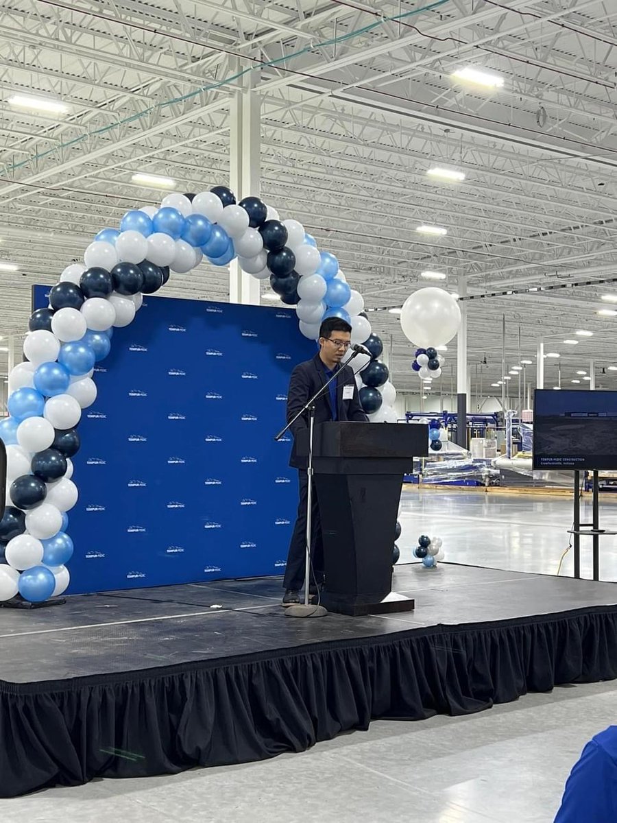 ShielSextonCo's tweet photo. Tempur Sealy's new manufacturing facility in Crawfordsville, IN is officially open! This massive industrial complex covers over 750,000 SF and will create 300 jobs in Montgomery County.

#Proud2BSSC #ExpectMore #ManufacturingConstruction #IndianapolisConstruction https://t.co/mRO5NxPPDe
