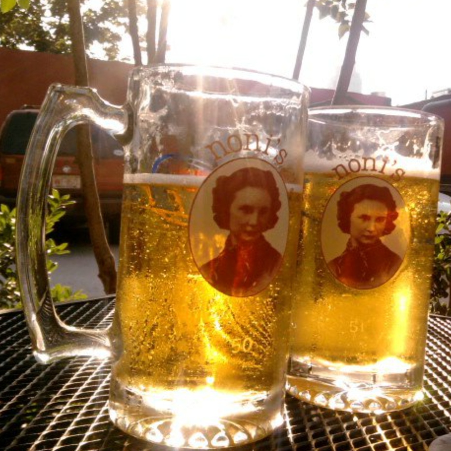 nonisdeli's tweet photo. 2010: Jacuzzi, Jimmy Carter, Snow Day beers in Noni Mugs. Big parties, little gatherings, good friends AND this was the year of snowmageddon or snowpocalypse ❄️ https://t.co/vQplOdoIum