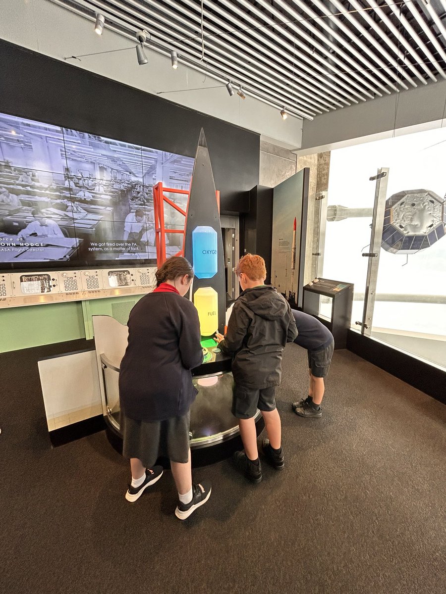 ByrneN29's tweet photo. What a brilliant day at the @spacecentre year 5 loved learning all of the gross facts, our time in the planetarium and planning our own cities in space! 🪐🚀 @MGloverGDPS @vfilmerGDPS https://t.co/8yOUWgtmYZ