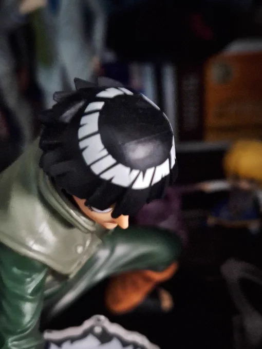 Just realized my vibration stars rock Lee's hair says ninja. 