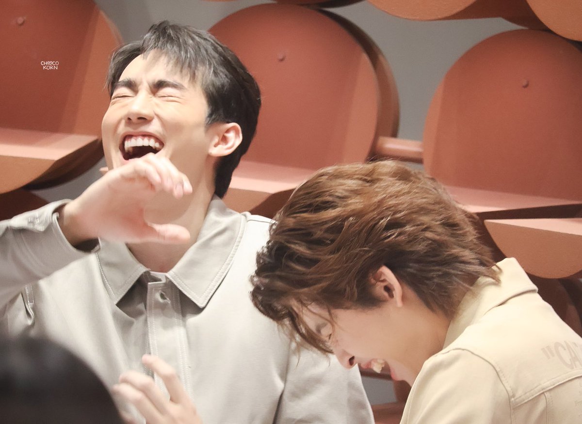 jchanter31's tweet photo. Love the dynamic between Force and Pond, they are so cute and funny 😆🥰
#Camperfailwinter2023
#ppnaravit #fforce_
#ForcePond #PondForce https://t.co/iqEfpZbyCt