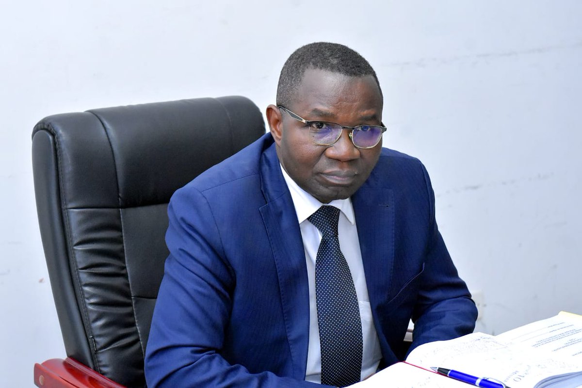 Une fin de journée clôturée par la signature du protocole entre le DG de  la SNEL, celui de l'Agence des Zones Économiques Spéciales et l'Agence fiduciaire CFEF( Cellule d'Exécution des Financements en faveur des États Fragiles)pour doter Maluku d'un 3e transformateur dédié à la