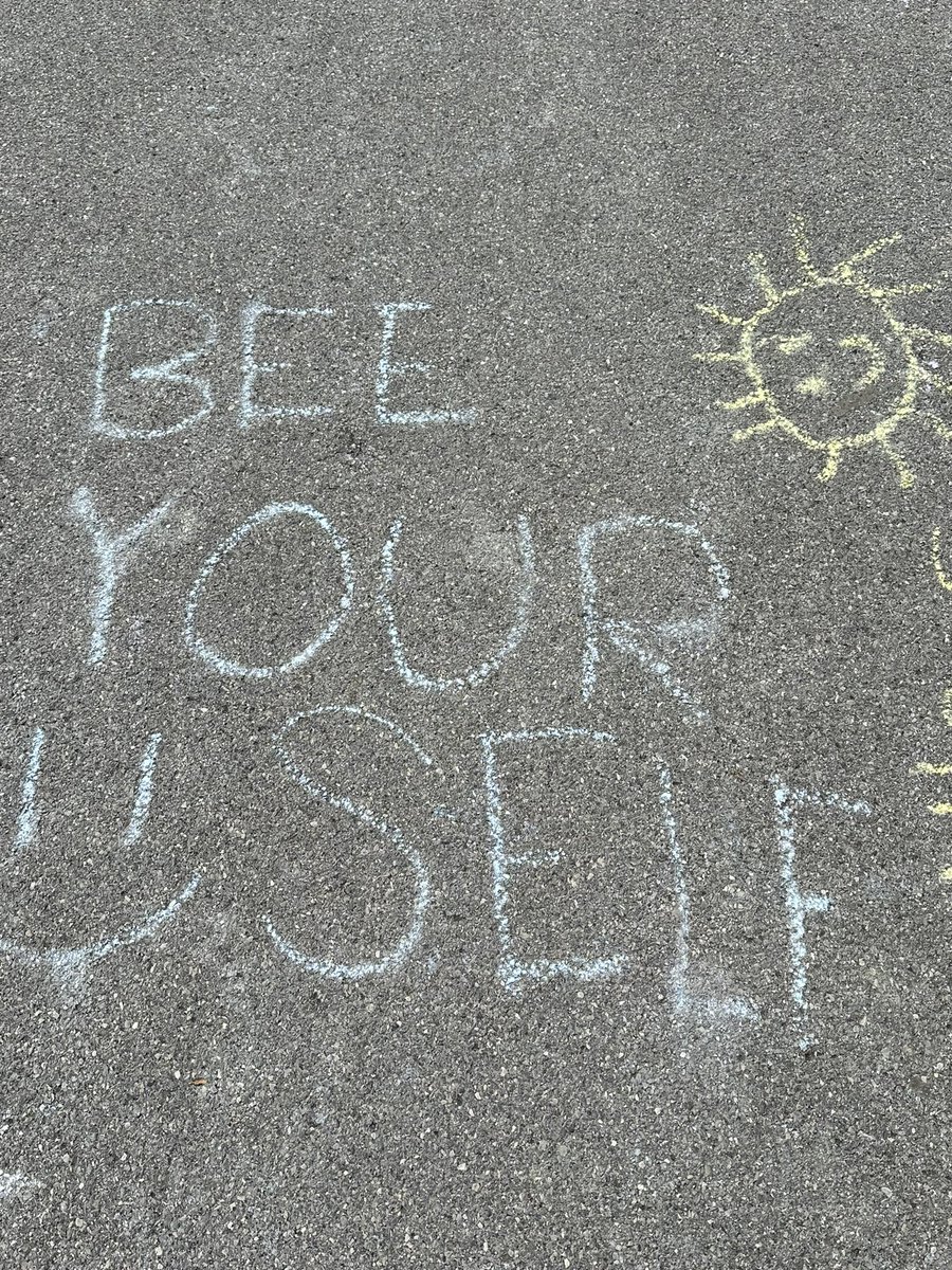 Ray Middle School students left positive notes of encouragement for staff and students for National Bullying Prevention month. <a href="/BCSDBEES/">Baldwinsville CSD</a> <a href="/RayBville/">Ray Middle School / Baldwinsville</a>