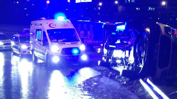 En yüksek puanla atanamayan bölüm biz olduk. 112 Personelleri nasıl en yüksek puanlarla atanamayan bölüm olabilir PARAMEDİK mezunları nasıl atanamıyor? 86,82 ile atanamayan en yüksek bölüm nasıl biz olduk? #Paramediklereİstihdam