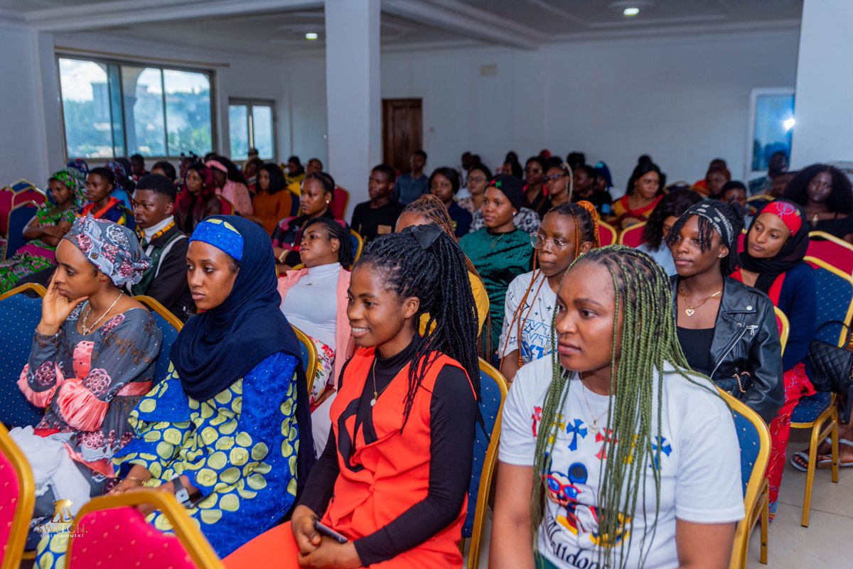 AGYW_Coalition's tweet photo. We join the rest of the world to commemorate the #IDGC2023. We Organised this event in Bamenda with over 130 participants to discuss &amp; dissect pertinent issues inhibiting the Girl Child from reaching her full potential. We had stellar presentations on #CSE, Career &amp; business. https://t.co/KKgriuLnZr
