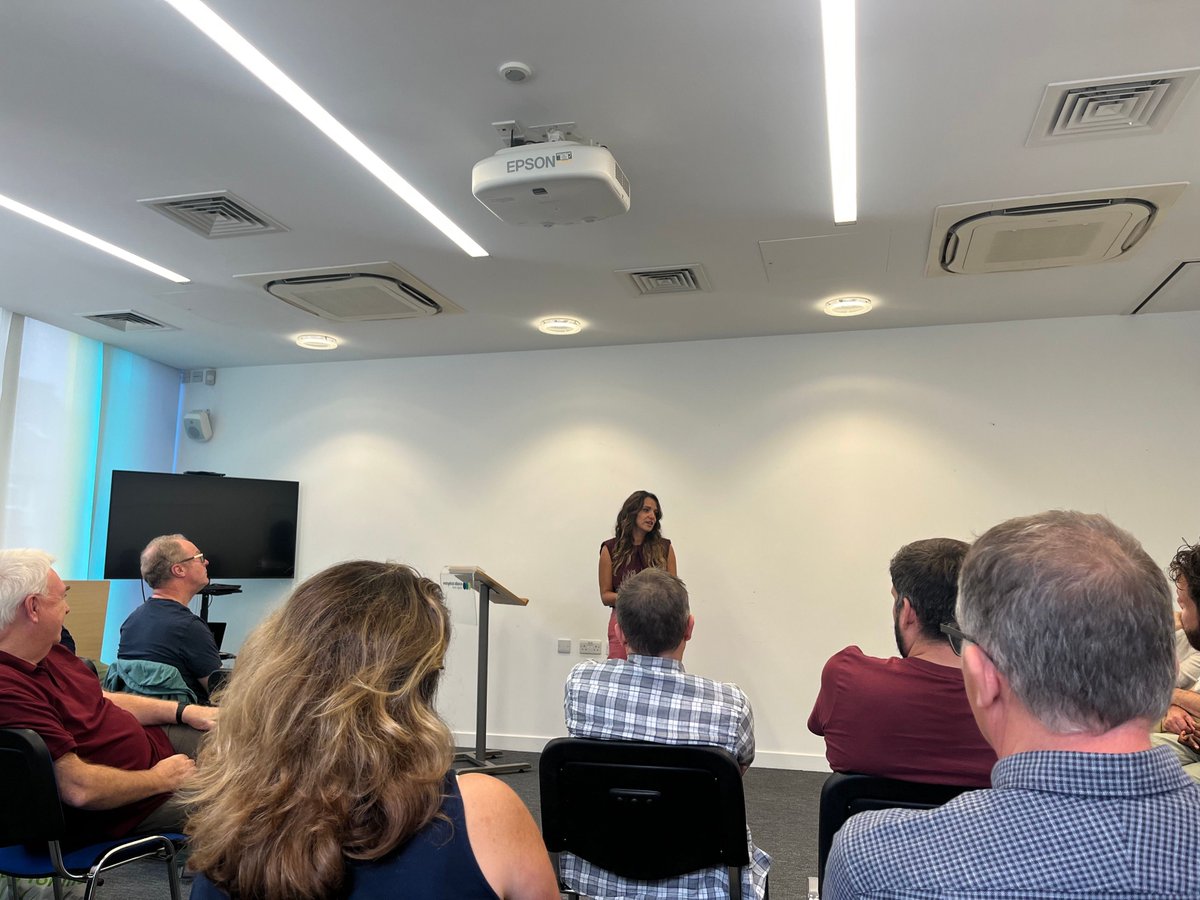 EAUKnews's tweet photo. Was great to gather with church leaders today to hear stories of what God is doing, and share how our resources, and work that can equip them and their congregations 🙌
Looking forward to another gathering tomorrow!
#ChurchUnity #BeingHumanProject #ChurchLeadership #Grateful https://t.co/rdXyyU1VwK