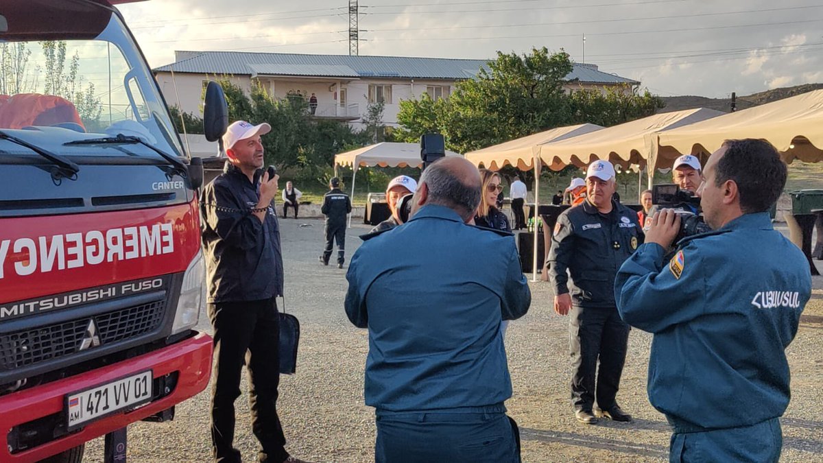 GeorgeBoustras's tweet photo. Grateful to my amazing colleagues at @CoE_CERIDES for completing yet another Large Scale Exercise, this time in 🇦🇲. Proud of our @CivilDefenceCy for their active participation. Very happy that 🇨🇾 has been promoting disaster diplomacy and #RegionalCollaboration in #CivPro 💪🇪🇺🇨🇾 https://t.co/8GZrNCTkKl