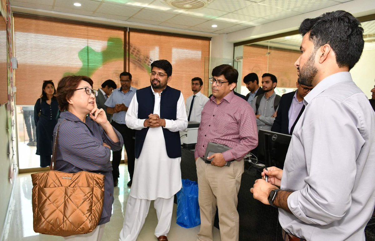 c4pagri's tweet photo. Delegation from Asian Development Bank (ADB) Visited Center for Precision Agriculture (#C4PA) PMAS-UAAR.  Dr. Shoaib Rashid Saleem Director #C4PA Briefed the Delegates about #C4PA. The Worthy guests visited Drone &amp; UAV Lab, Mechatronics Lab &amp; Big Data Agriculture Repository. https://t.co/bgEPyYiL9x