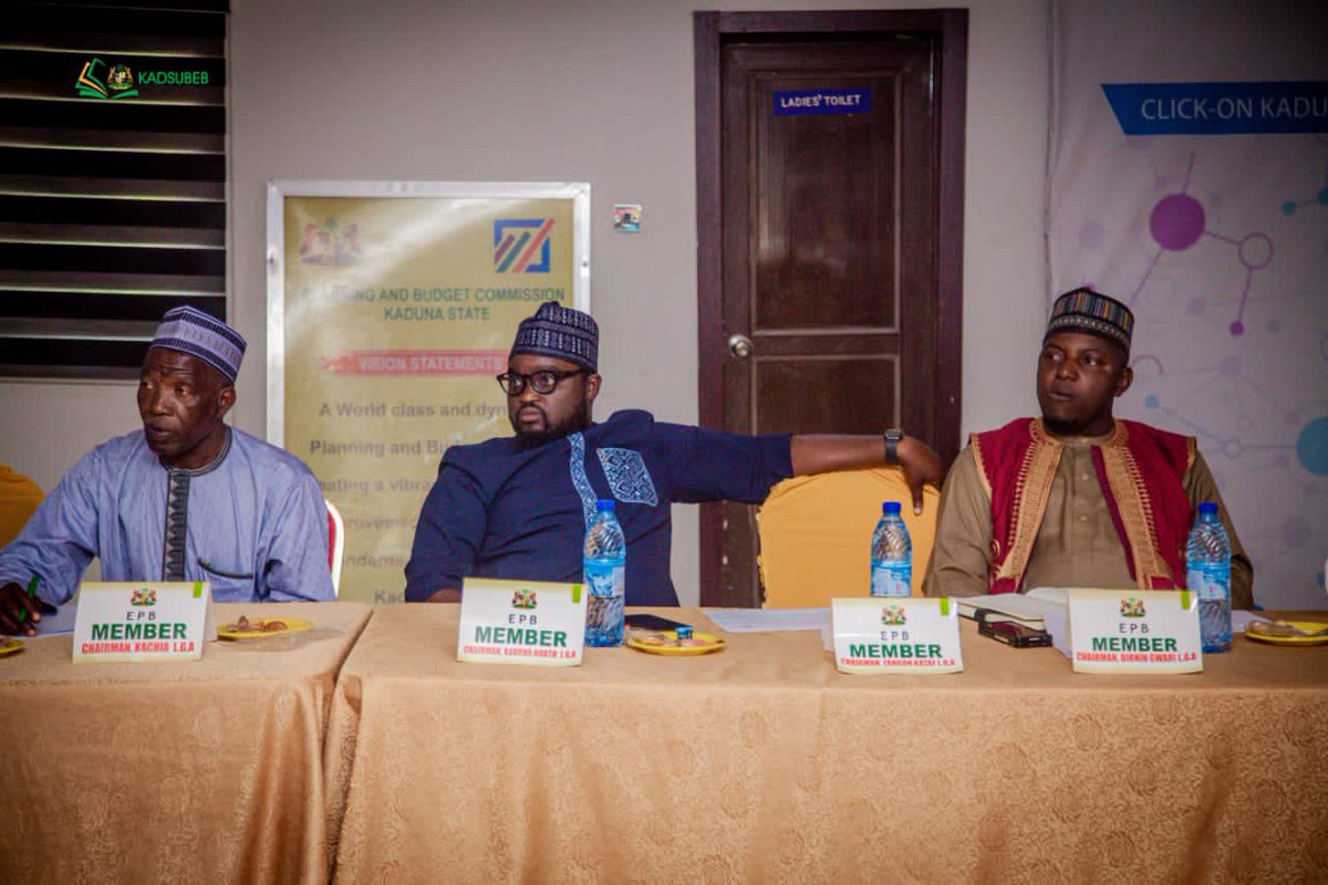 KadunaSubeb's tweet photo. The Board was represented by the Ag. Executive Chairman at the Economic Planning Board meeting held at the Planning and Budget Commission. 

The meeting was chaired by the Commissioner, @KADPBC and attended by heads of RUWASA, KADA, PHCDA and the 23 LGC chairmen. https://t.co/plIlCNyIjC