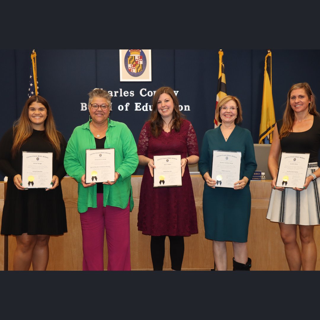 Board honors outstanding employees during the October Board meeting dlvr.it/SxJf8X