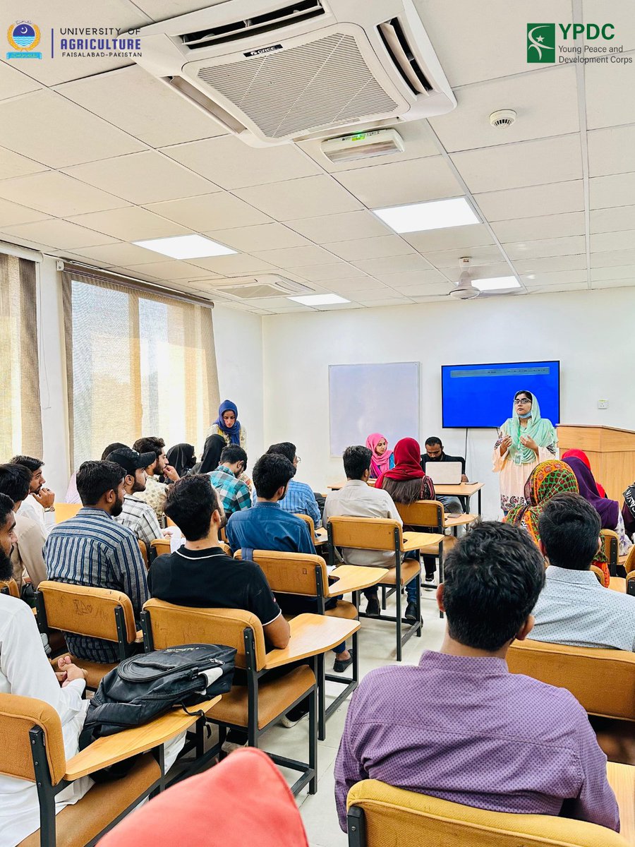 uaf_ypdc's tweet photo. On October 11, 2023 YPDC General Member Meeting was held, in which a warm welcomed to the new faces, introduced the Official Cabinet. The meeting revolved around harnessing leadership skills for sustainable policies and shedding light on scholarship opportunities. #ypdc #ypdcUAF https://t.co/exHF6C9Pas