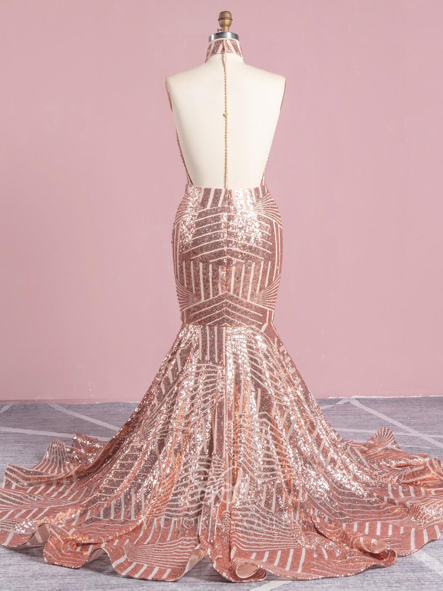 VQ_dresses's tweet photo. Sexy Rose Gold Sequin Illusion Open-Back Mermaid Prom Dress
#victoriasqueen #sparklypromgown #rosegoldpromdress #mermaidpromdress #promdress2024 #blackgirlpromdress #goldeveningdress
https://t.co/Ec819FO5VL https://t.co/t9O0fMPzbS