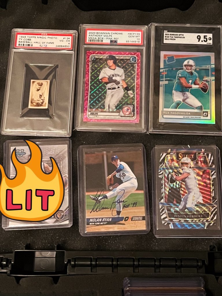 illinoiscards's tweet photo. Looking to move these all at 75-80% of comps

Cobb- $450
Volpe  /199-$200
Tua $100
Herbert-$110
Ryan-$100

Let’s work something out, recent comps above!

RT APPRECIATED! 
@sports_sell @HobbyRetweet_ @PCOregonDucks2 @Hobby_Connect https://t.co/n84FjyL65r