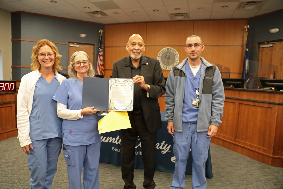 SumterCountyGov's tweet photo. Sumter County Council proclaimed Oct. 22-27 Respiratory Awareness Week in Sumter, S.C  
Chairman James T. McCain Jr. w/ Prisma Health Tuomey’s Respiratory Department Manager Mariah McKellar RRT; Supervisor Susan Hilditch RRT &amp; Supervisor Daren Avins RRT.
#SumterCountySC #SumterSC https://t.co/2vE9D0T4Pc