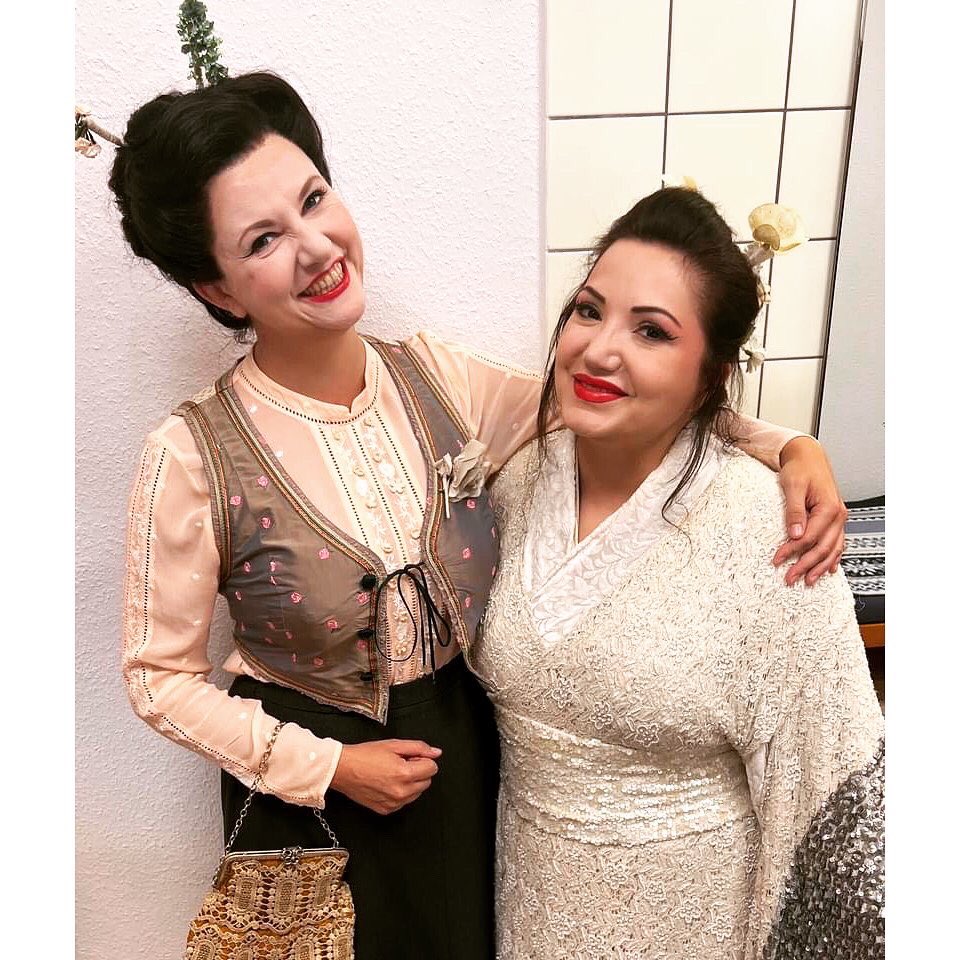 Anna Harvey (@annaharveymezzo) on Twitter photo Tonight is my last Butterfly of the season <a href="/operamrhein/">Deutsche Oper am Rhein</a> - in the last 2 years, I've performed Suzuki 20 times in 3 productions in 3 countries, with 4 Butterflys and 7 conductors! 🏴🏴🇩🇪 I’m going to miss this wonderful strong, brave character but it’s just Ciao for now Suzuki! 🦋 Tonight is my last Butterfly of the season <a href="/operamrhein/">Deutsche Oper am Rhein</a> - in the last 2 years, I've performed Suzuki 20 times in 3 productions in 3 countries, with 4 Butterflys and 7 conductors! 🏴🏴🇩🇪 I’m going to miss this wonderful strong, brave character but it’s just Ciao for now Suzuki! 🦋