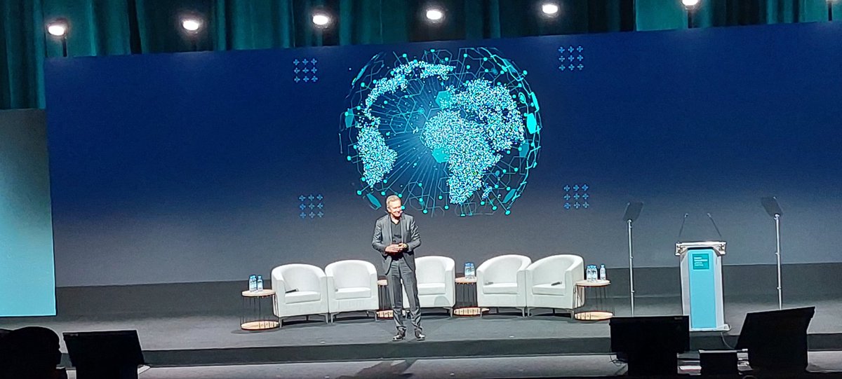 MwangiShaban's tweet image. Day 3: The final day of #GCAM2023 
Wangeci Kagucia from @KEMRI_Wellcome presented on serosurveillance. Then the afternoon was about climate change, women &amp;amp; research and "the next 20 years" discussion led by Director @trevormundel