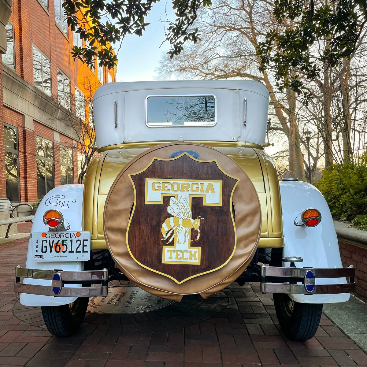 While the updated FAFSA is not launching until this December, Georgia Tech applicants should start their financial aid process as soon as possible by completing the GT Application for Scholarships and Financial Aid, which is available now | b.gatech.edu/3Qefzoj