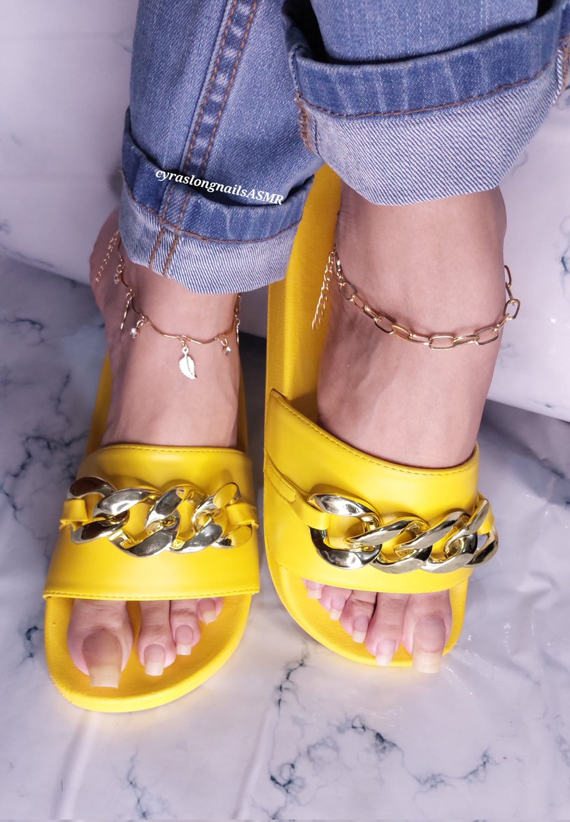 NailsQueen4's tweet photo. MORE PHOTOS AT 
🫨 link ❤️
https://t.co/xhhVNNYdCd
.
#Longtoenails #pedicure #toenails #feetpics https://t.co/hL4OlOUdE3