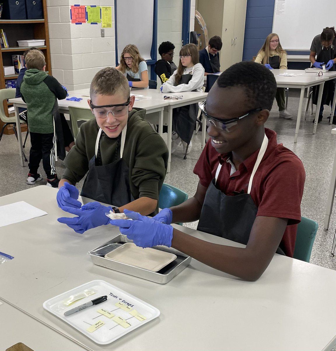 Jessica Dark tweet media