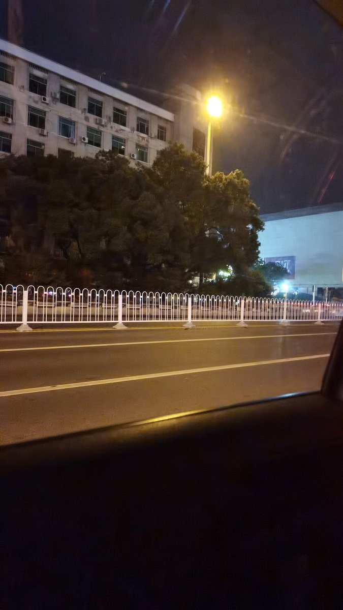 嗓子哑得嘞 https://t.co/gpsyKUV6P0