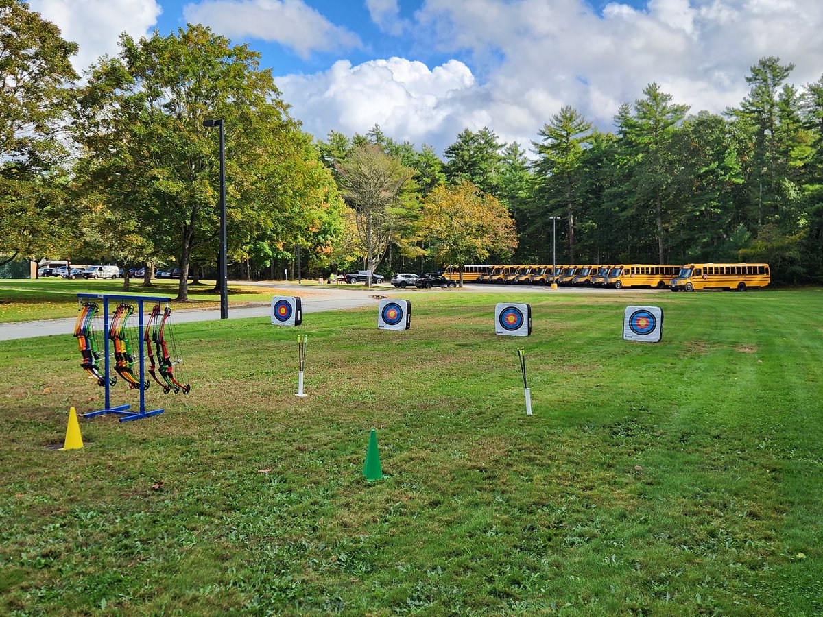 OCPE4's tweet photo. Nice day for OC Archery https://t.co/Te9kEQk3Yl