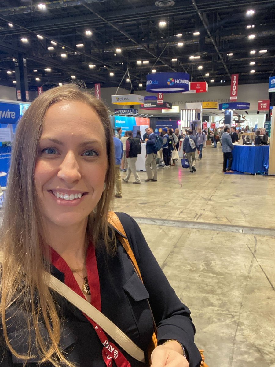 onlineinterns's tweet image. Mackenzie of #TeamVi is catching all the insights at @educause #edu23.
Just went to an amazing session on combatting burnout with @jennifermossinc.