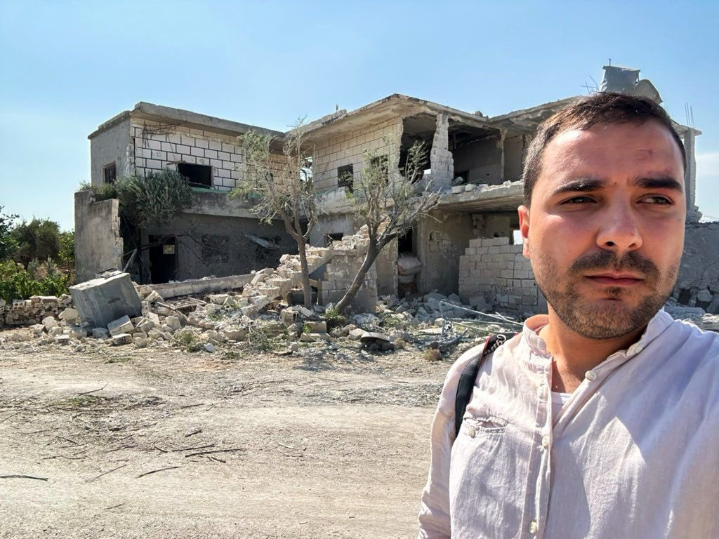 Sourceable_Inc's tweet photo. From our journalist, @FARED_ALHOR : "The bone-chilling sound of missiles launching &amp; crashing into civilian areas was deafening. Its essential to remember that journalism isnt a crime. In the midst of these harrowing conflicts journalists like us must be protected and supported." https://t.co/zWNJln8zAZ