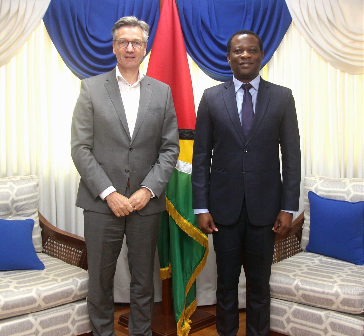 Foreign Minister Hugh Todd received a courtesy call from Ambassador Rene Van Nes, Head of EU Delegation in Guyana during which they exchanged views on issues of bilateral and multilateral importance including the Guyana-EU Political Dialogue proposed to be held in December,2023