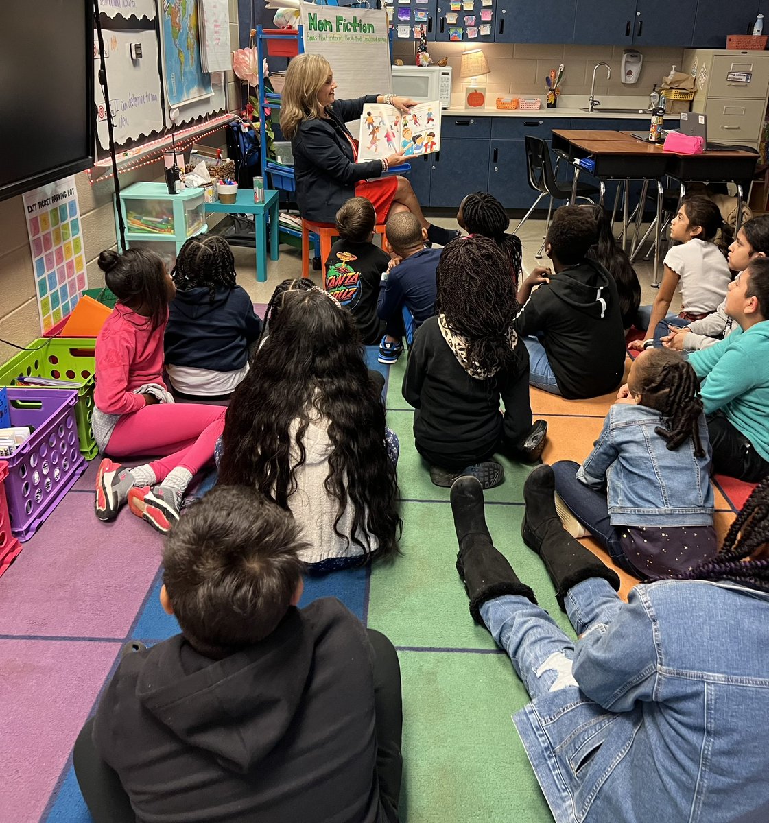 Mableton 4th & 5th AC (@ms_giauque_mes) on Twitter photo The kids loved listening to Dr. Cain read today. Their attentiveness and participation made me proud 💙. <a href="/MabletonES/">MabletonElementary</a> #ultimatelearningexperience The kids loved listening to Dr. Cain read today. Their attentiveness and participation made me proud 💙. <a href="/MabletonES/">MabletonElementary</a> #ultimatelearningexperience