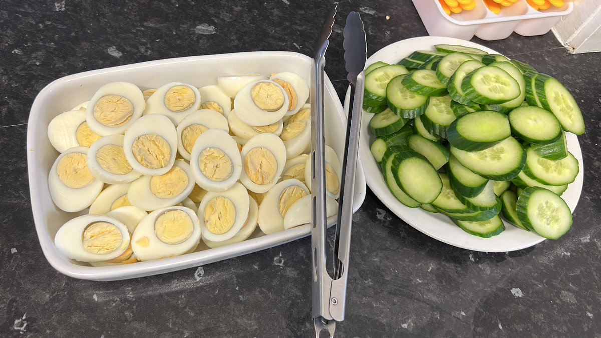 Cooking for students at the Chaplaincy today - Global Lunch Series