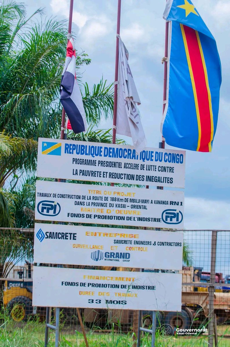 coeurdafriqueM's tweet photo. 🛑#RDC:#contat #amer fait les travaux de construction de la #RN1 axe #mbujimayi-#kananga. 27millions déjà décaissé pas des bons résultats,les travaux sont exécutés par l'entreprise #SAMCRETE sous financement du #FPI.les délégat #IGF et #grand international mécontents
@damkup https://t.co/evuaSsGHH5