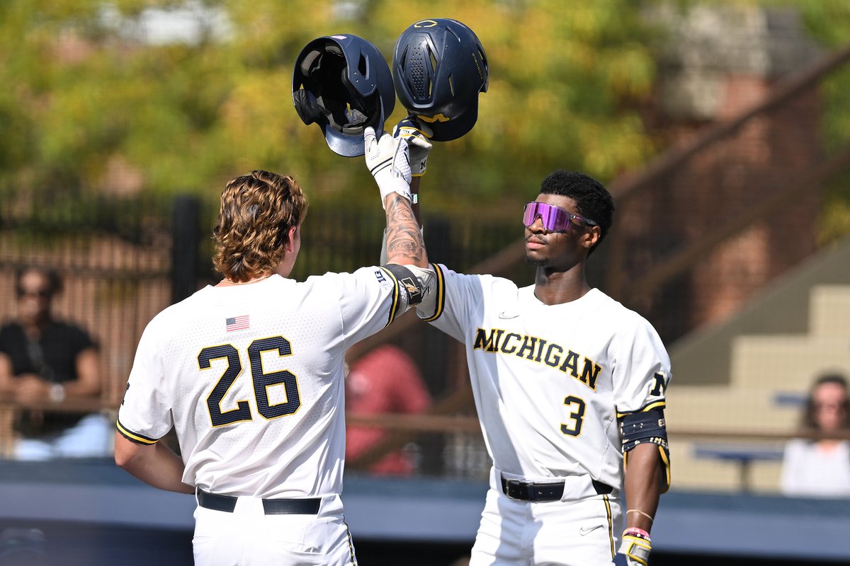 umichbaseball tweet picture