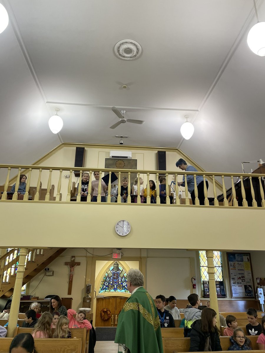 Mrs.Brooks Class tweet media