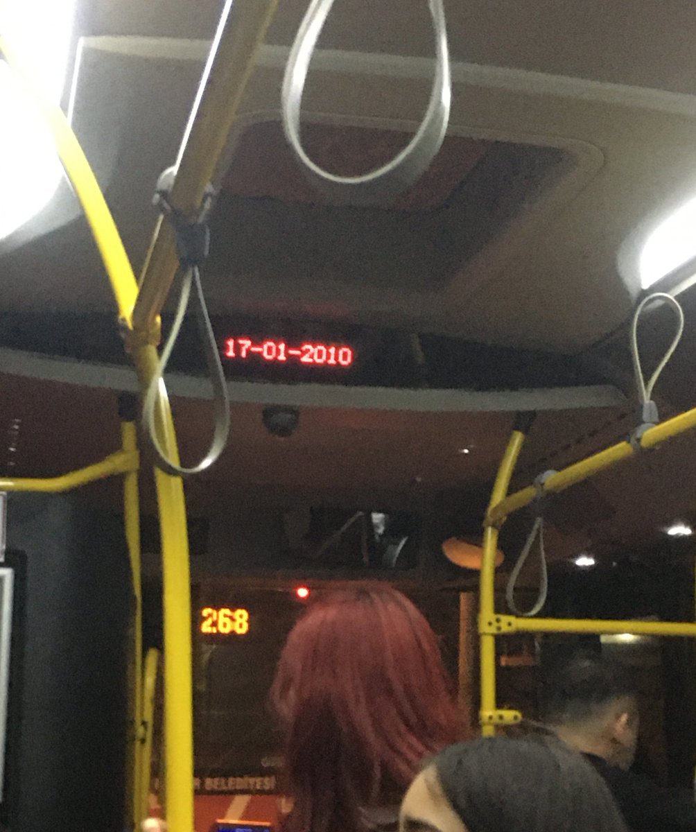 bugün bir saat önce izmir’de bir otobüste zamanda yolculuk yapıldı.
