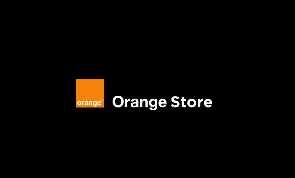 gilles_combe's tweet image. Heureux d’avoir annoncé devant tous les coll. de @Gdt le futur nom de notre filiale : Orange Store. 
Moment historique marquant une nlle étape dans notre 📈tjs davantage au service de nos clients @Orange GP &amp;amp; PRO. Merci à @fallacher et @laetitia_orsini pour leur confiance. 🟧 😃