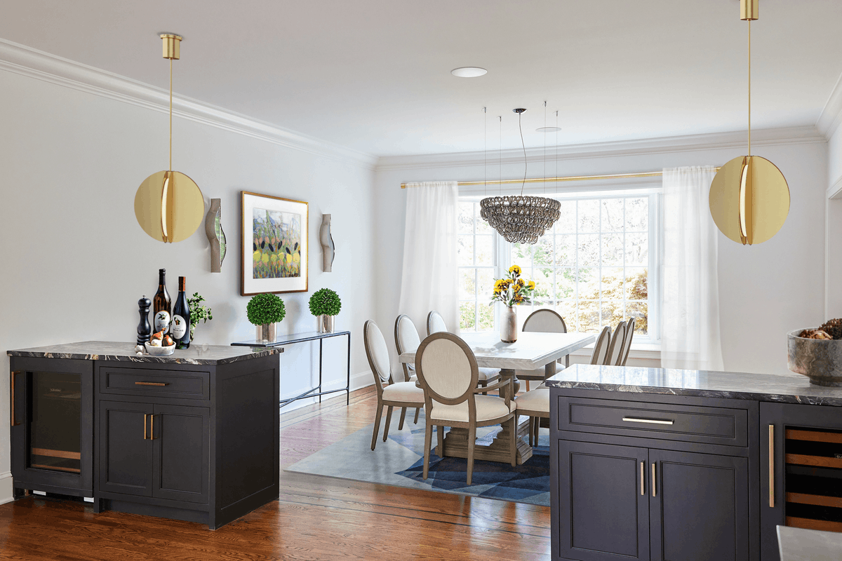 theodellgrp's tweet image. 🏡 Major #diningroom glow-up! 🌟 Opened up to the kitchen, now boasting buffet stations, wine fridge &amp;amp; new fixtures. Designer Lawrence Levy turned this clients dream to reality. Stay tuned for more magic from this project #ODGxBeldenHillLane 📸 @juliadags20
📍 #WestonCT