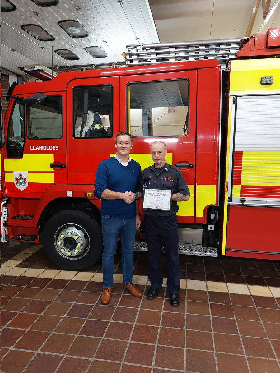 Martyn Field tweet media