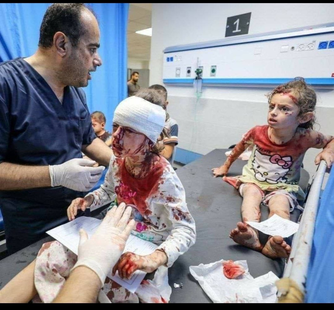Haqeeqat_TV's tweet photo. کیا دنیا کا کوئی میڈیا یہ دکھائے گا کہ فلسطینیوں پر کیا ظلم ہو رہا https://t.co/eaO5NjNH5z